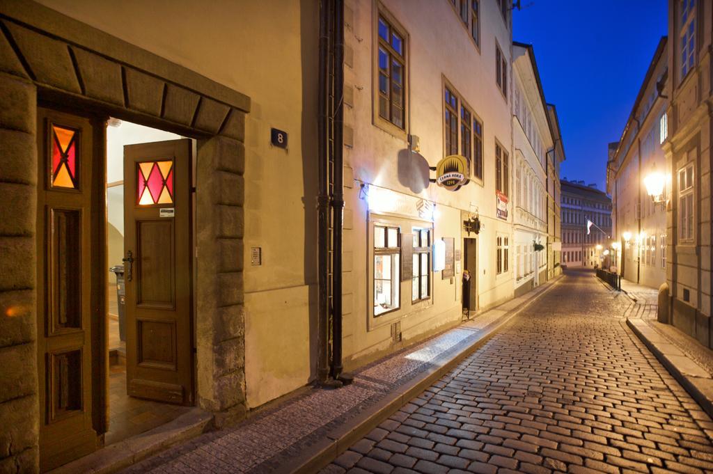 Vlasska House At The 3 Swallows Hotel Prague Exterior photo