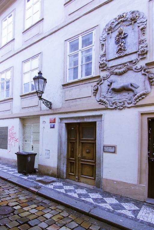 Vlasska House At The 3 Swallows Hotel Prague Exterior photo